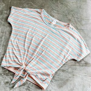 Colorful short sleeve shirt